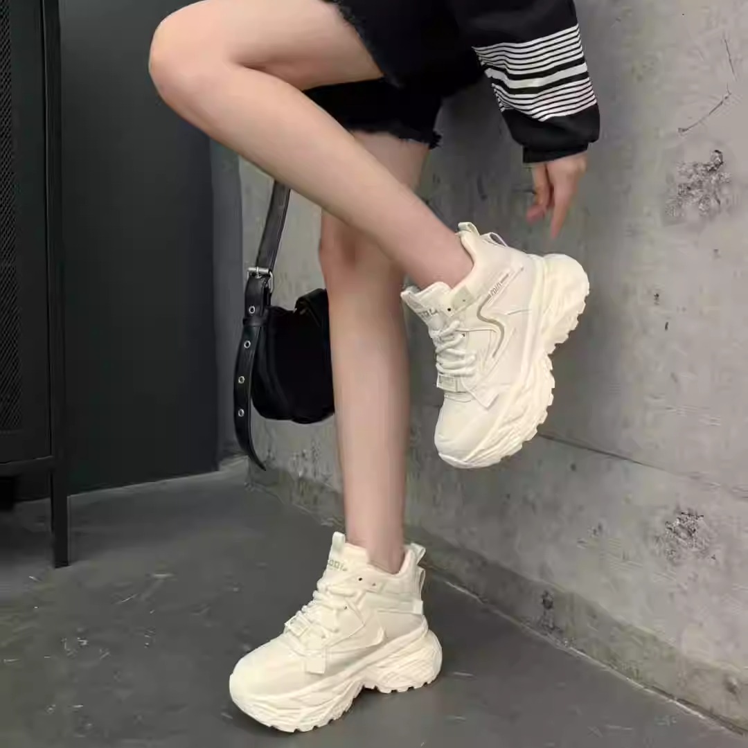 冬季大码女鞋41-43码厚底老爹鞋