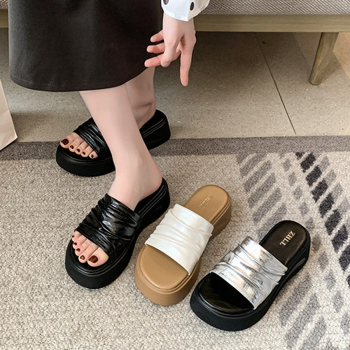 夏厚底加宽大码女鞋40-45码凉拖