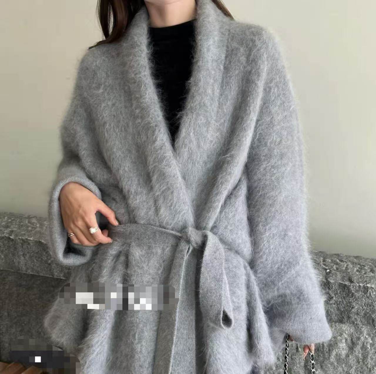 退货拉黑  贵价1000+  特种动物纤维  女士青果领长毛开衫