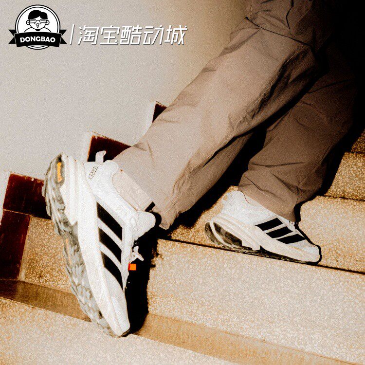 超轻稳定缓震回弹防水防滑徒步鞋