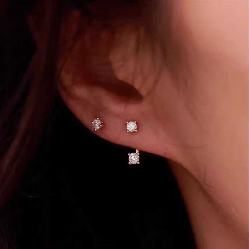 经典百搭s925纯银法式精美镂空双钻微镶钻渐变小钻耳钉简约个性潮,饰品/流行首饰/时尚饰品新,耳环,淘宝优惠券,粉丝福利购,淘宝优惠卷