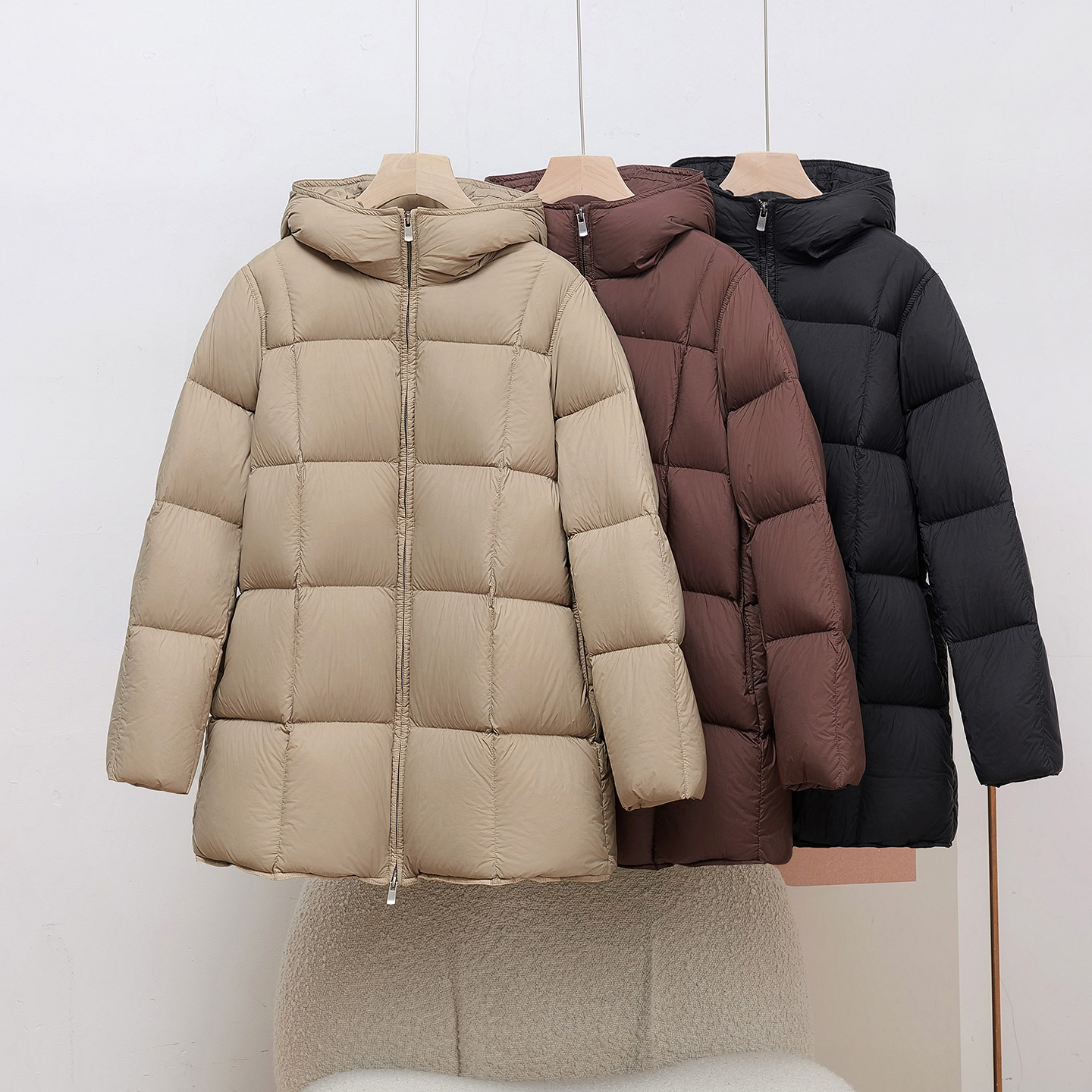 2025冬新款厚款羽绒服女中长款连帽保暖面包服泡芙豆腐块商场同款
