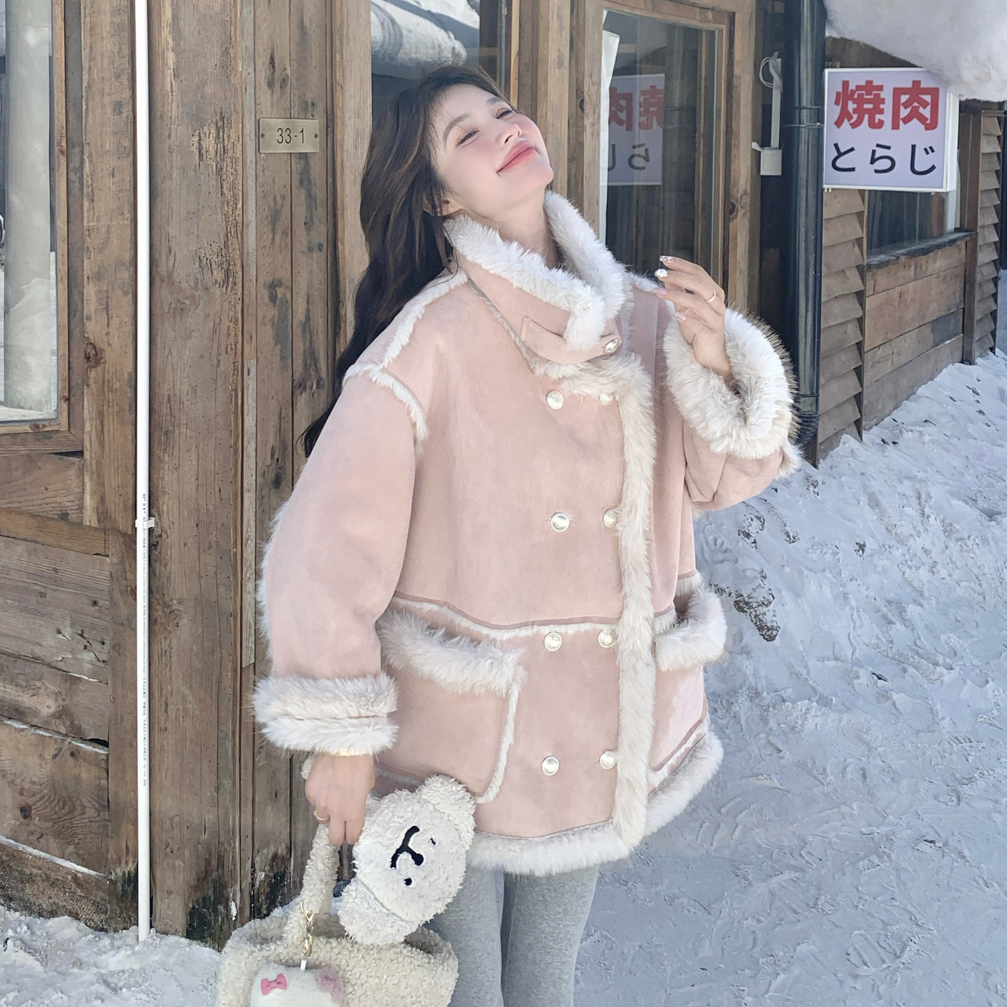名媛小香风粉色仿皮草皮毛一体外套女冬季新款加厚保暖麂皮绒夹克图片