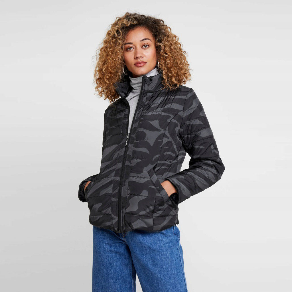 特价外贸轻量户外迷彩棉服女短款立领拉链外套黑花常规款绗缝夹克