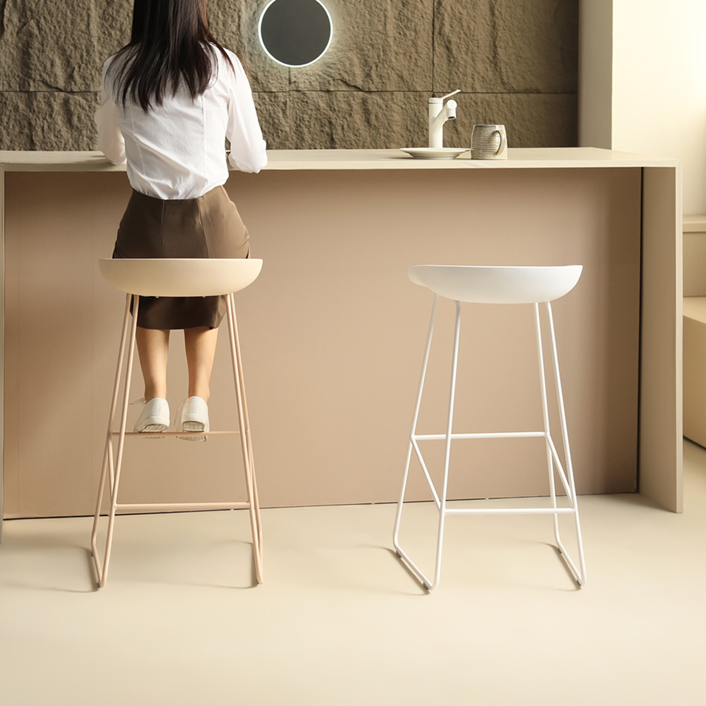 北欧现代简约创意高脚吧椅极简