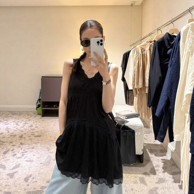 欧洲站2026春季新款欧货洋气性感蕾丝V领显瘦吊带背心裙连衣裙女