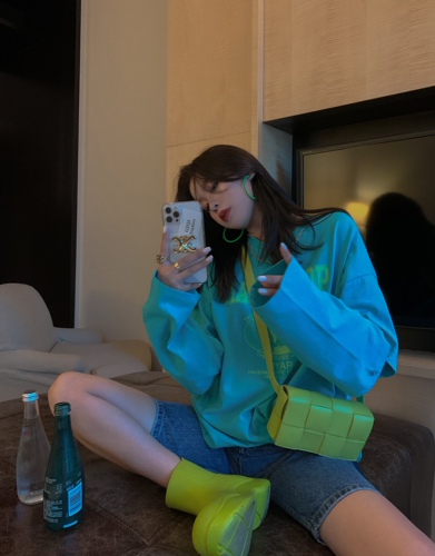 Ban mai BAN9018 整款下架 Ban mai BAN9018 整款下架