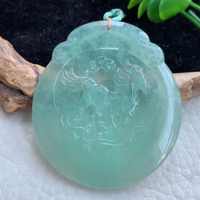 bg自然光缅甸翡翠A货冰绿马到功成生肖马玉项坠 挂件53*46*3.7mm
