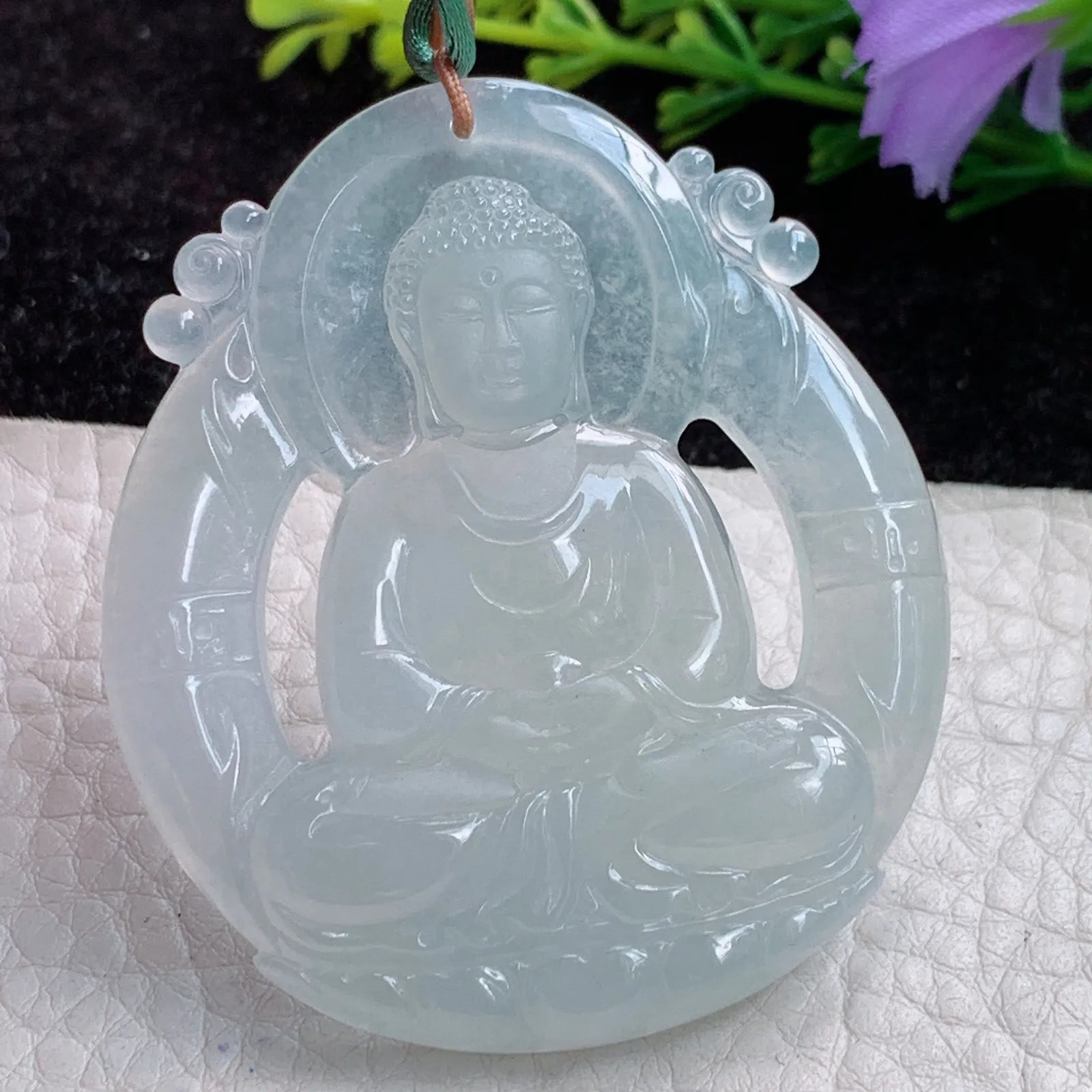 bg实拍52.7*45.5*5.3缅甸翡翠吊坠冰种大日如来佛祖玉挂件守护神