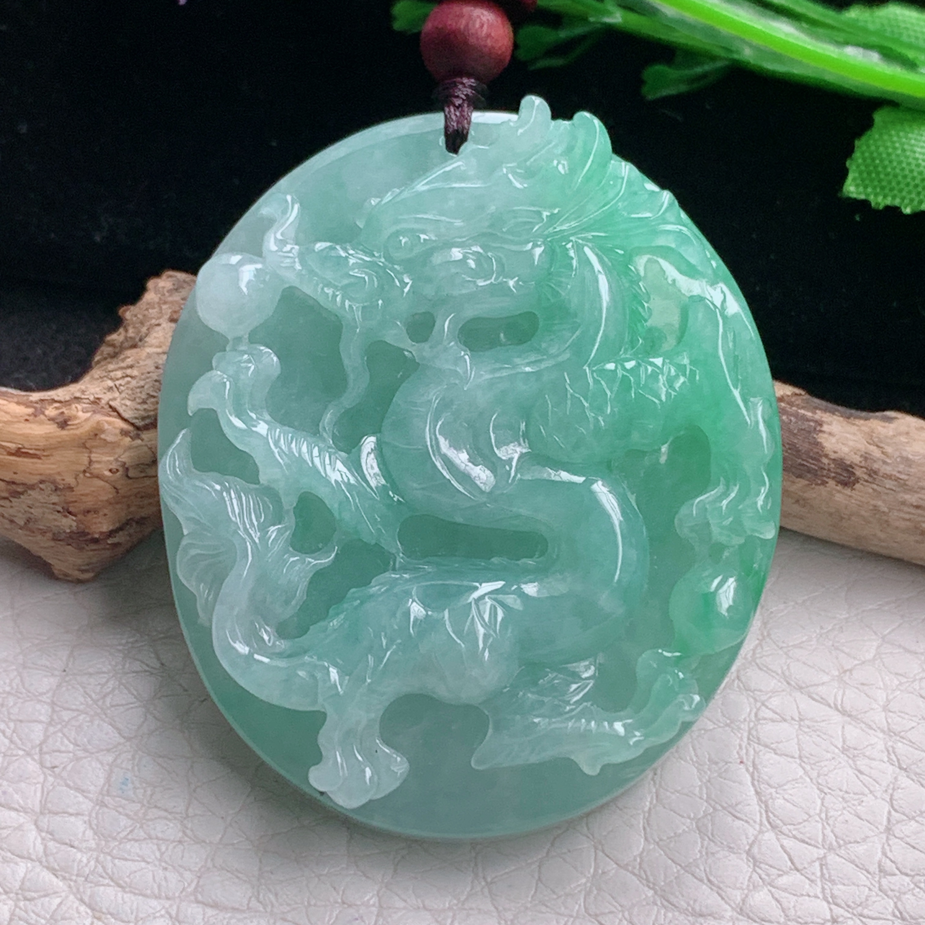 zen自然光50*42*10.2天然缅甸翡翠满绿龙牌龙行天下玉吊坠 玉挂件