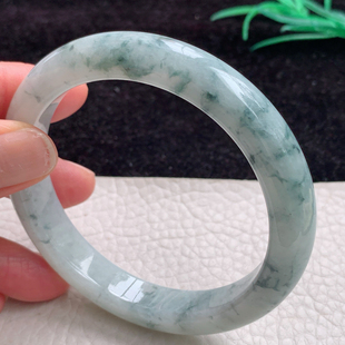 ss自然光61*11.8*9大圈口手镯缅甸A货翡翠飘乌鸡花平安镯正圈玉镯