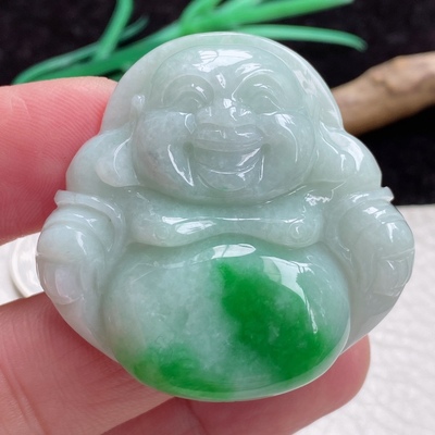 zen实拍缅甸翡翠飘阳绿大佛公玉坠 白底青弥勒佛坠42.6*44.5*11mm