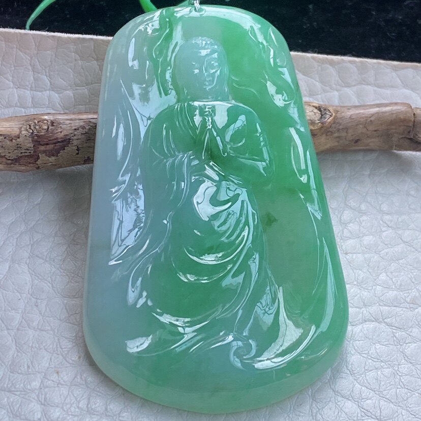 qxm实拍 缅甸翡翠冰阳绿大日如来佛祖 佛主玉吊坠挂件65*37.5*5.8