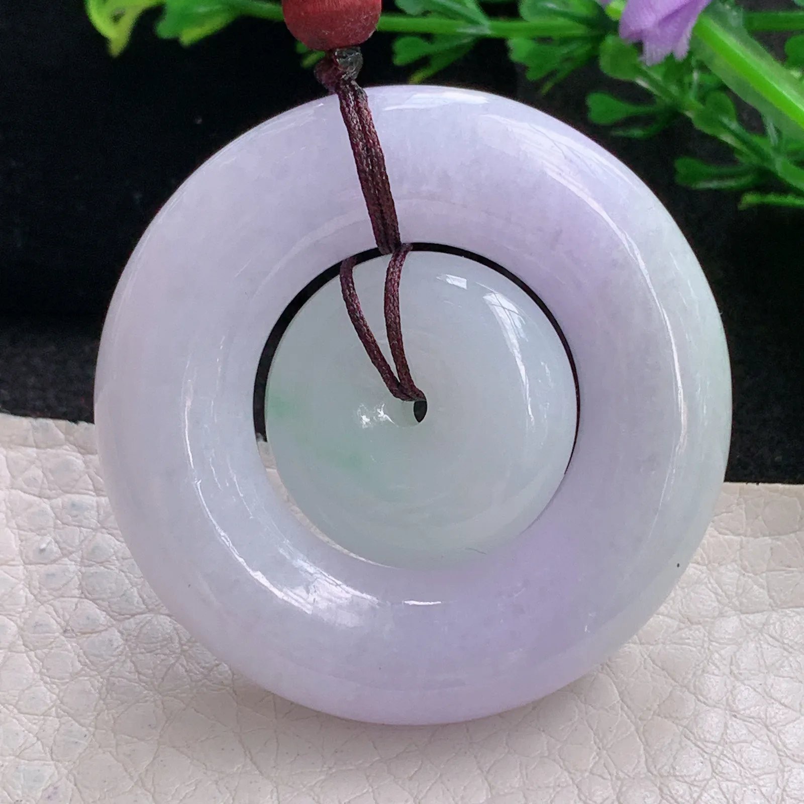 zen自然光43.7*10.3天然缅甸翡翠春带彩厚款子母扣 代代相传吊坠