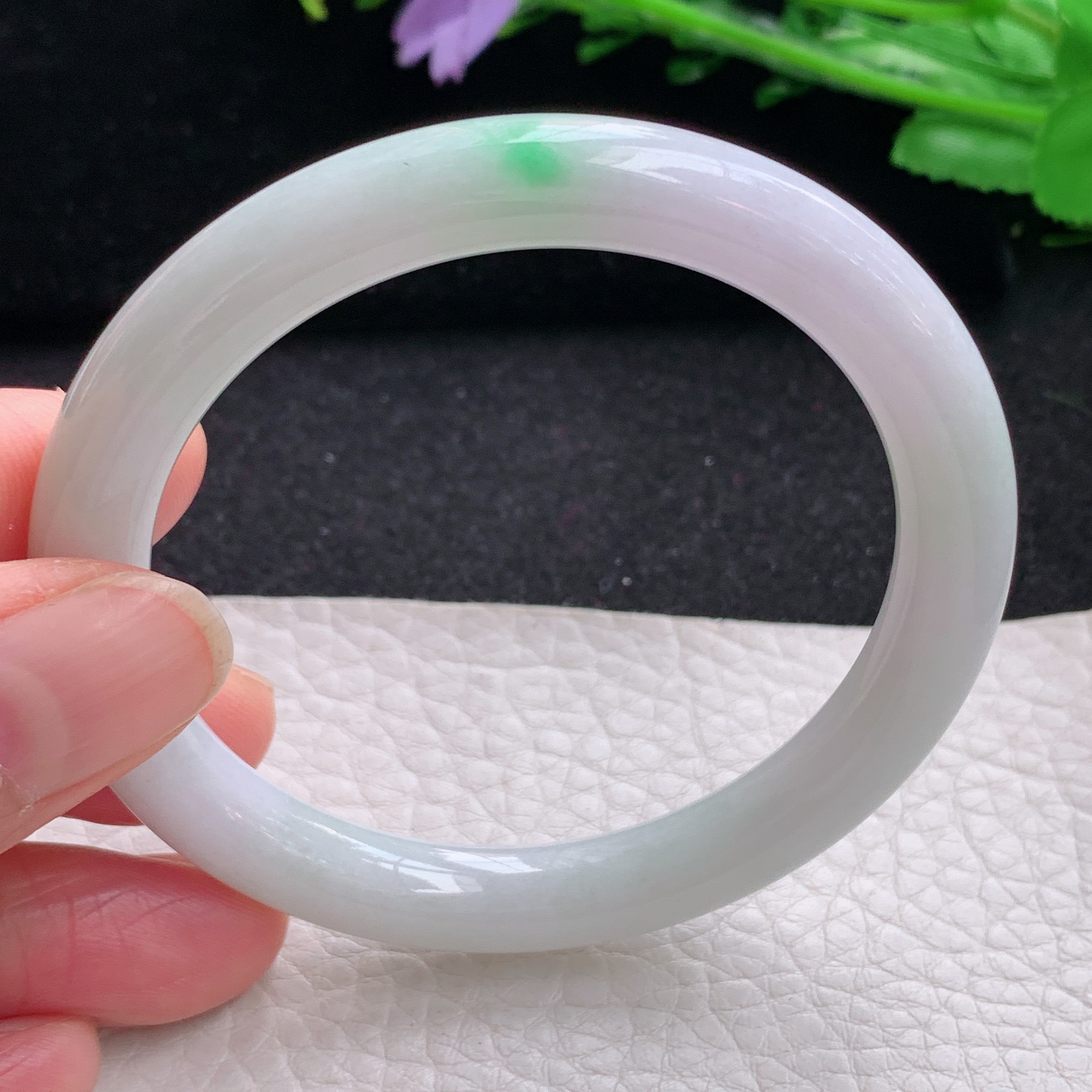 xx自然光54*8.3叮当镯 缅甸翡翠a货玉手镯飘绿水润圆条美人镯