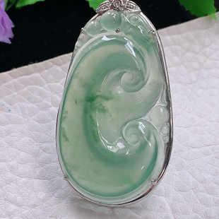 5.7缅甸翡翠精雕冰种睛水如意 事事顺金镶吊坠 27.7 zzx实拍44.5