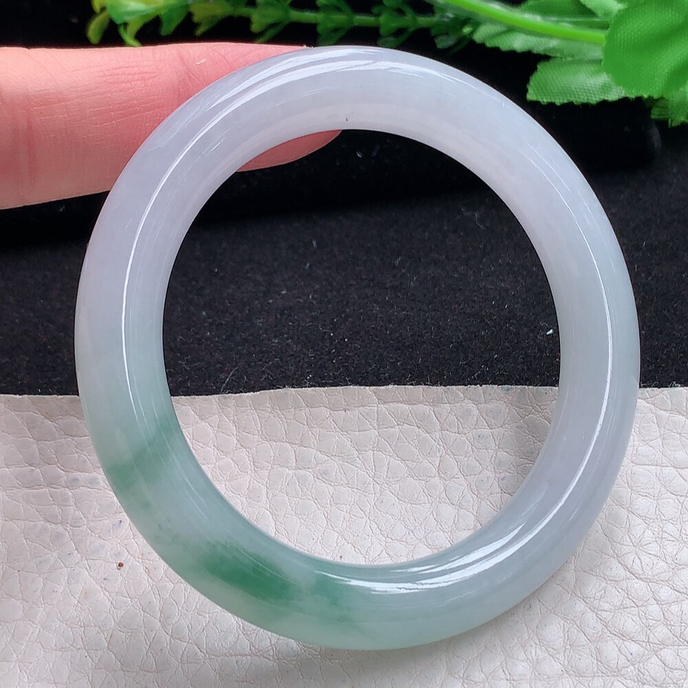 yh自然光53*9.7美人镯 天然缅甸翡翠a货冰飘花圆条玉镯子 玉手环