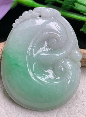 zen实拍53*41*5.6缅甸翡翠精美飘绿大如意 玉如意玉项坠 玉挂件