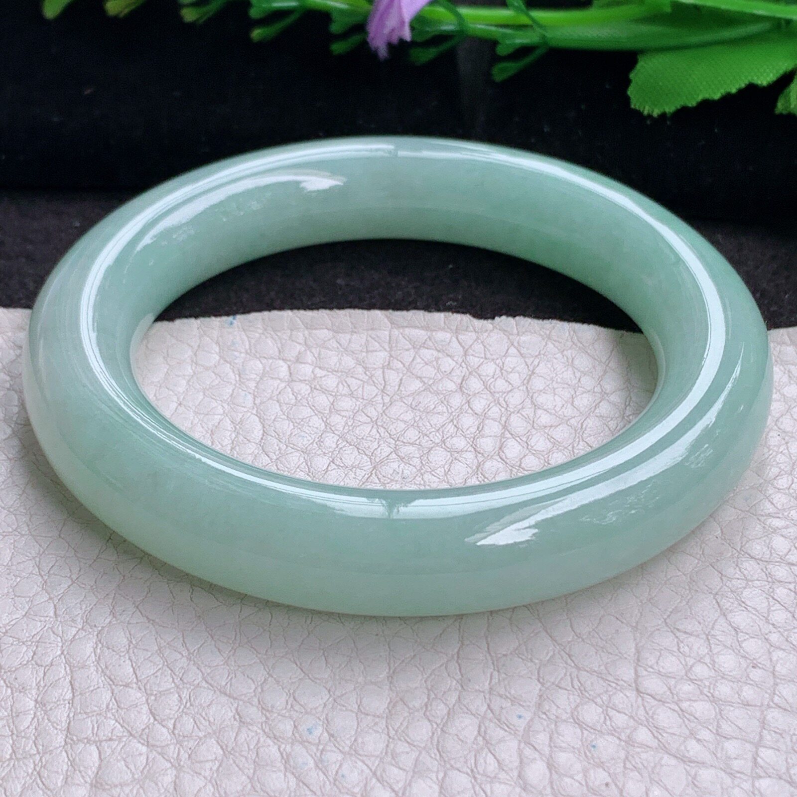 nr实拍57.5*12胖圆镯 天然缅甸翡翠手镯甜绿圆条镯子高贵简约福镯