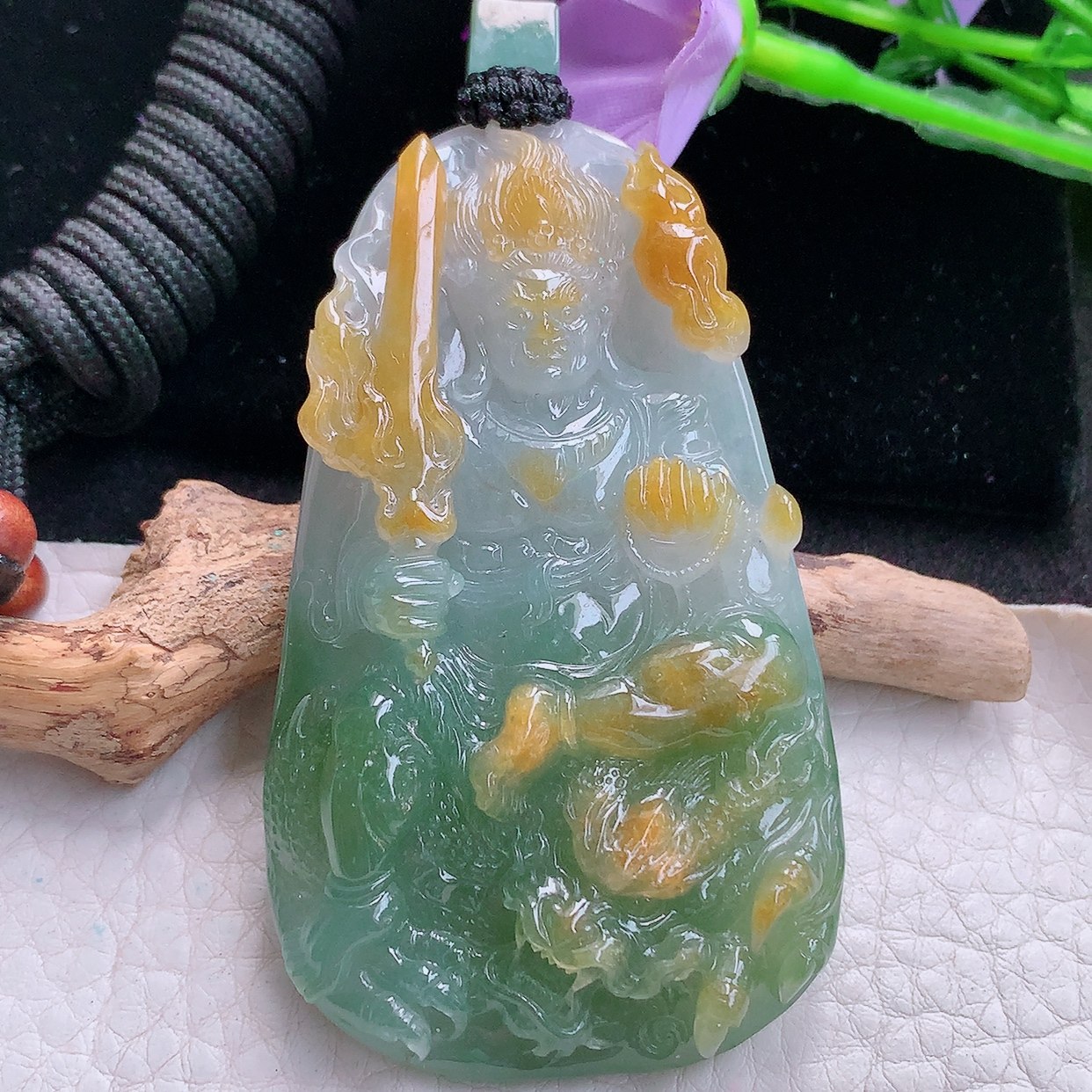 yl实拍70.8*42*11缅甸翡翠精雕冰三彩不动冥王 生肖鸡守护神挂件