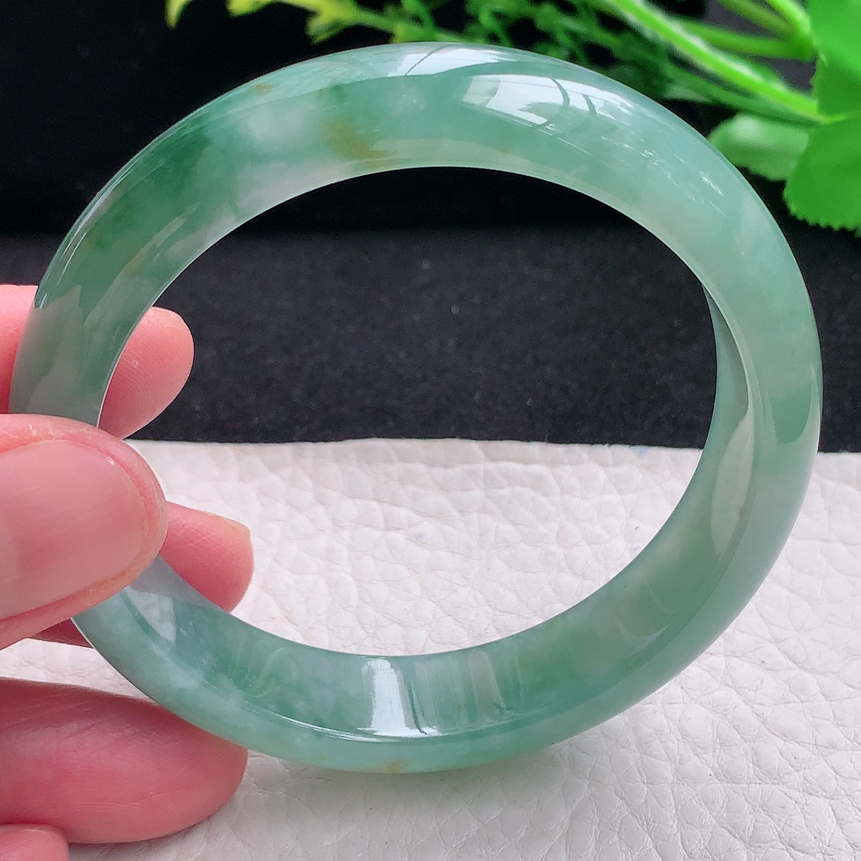 js自然光55*13.2*7.2平安镯 天然缅甸翡翠a货冰韵宽边珠宝玉手镯