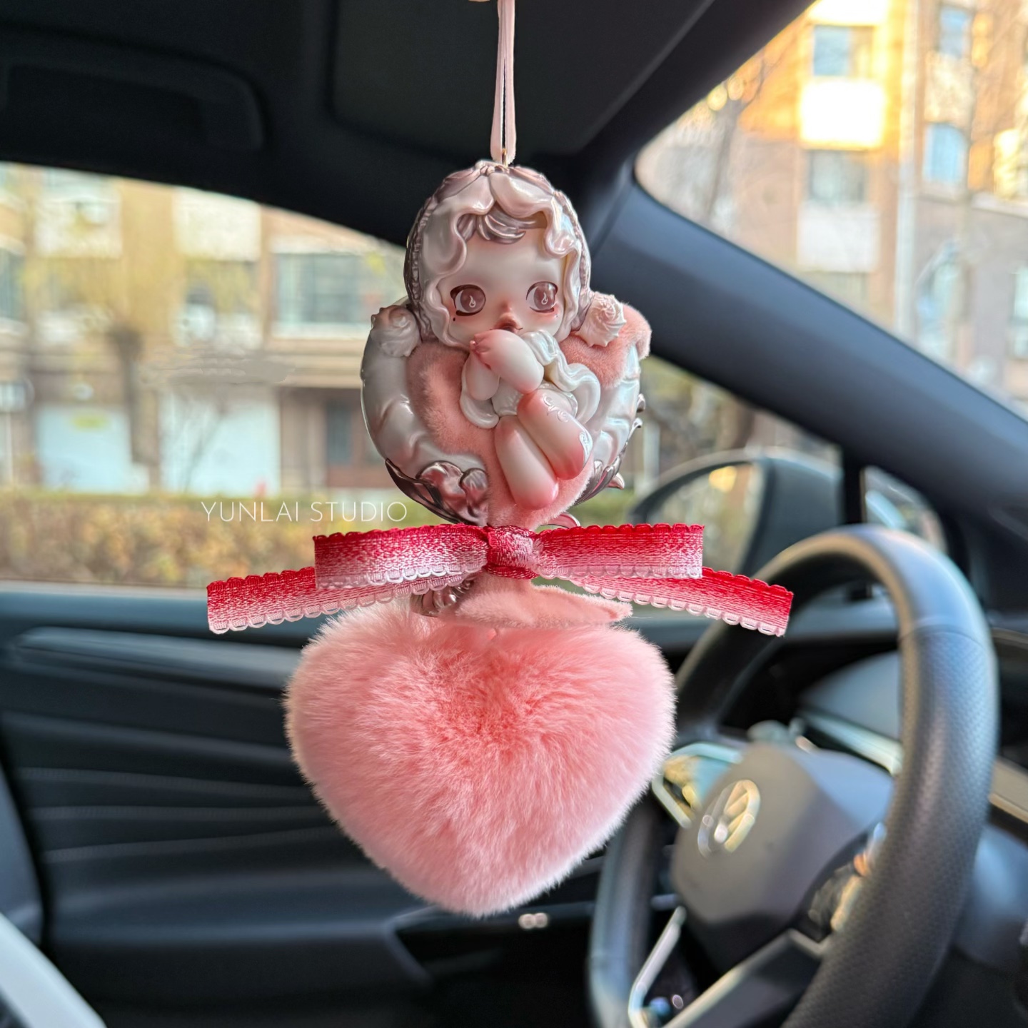 盲盒餐桌系列车挂汽车件