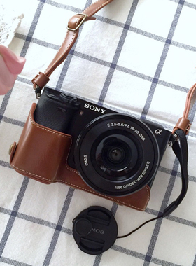 适用于索尼a6400a6300a6000A6100 A7RM2 a7k相机包ZV-E10底座皮套