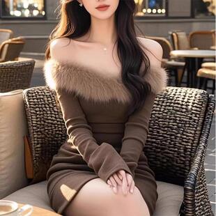 法式名媛风一字肩毛领拼接连衣裙女轻熟气质御姐范收腰显瘦包臀裙