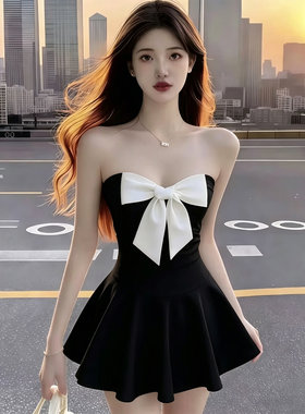 性感辣妹蝴蝶结抹胸露肩连衣裙