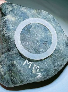 H21252 缅甸天然翡翠原石老坑莫西沙场口开窗手镯料 重2.1公斤