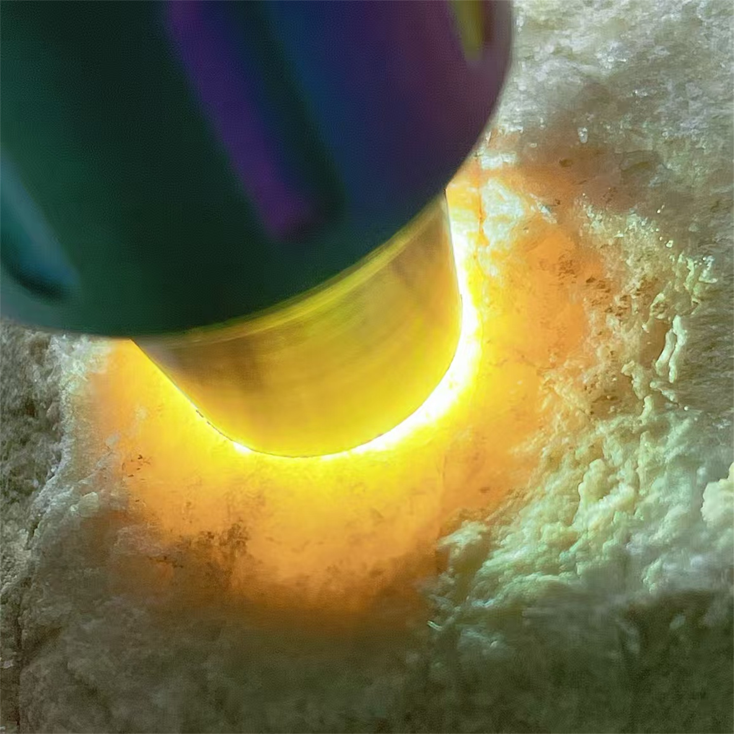 A82338 缅甸天然翡翠原石木那场口开窗手镯料 重1.8公斤