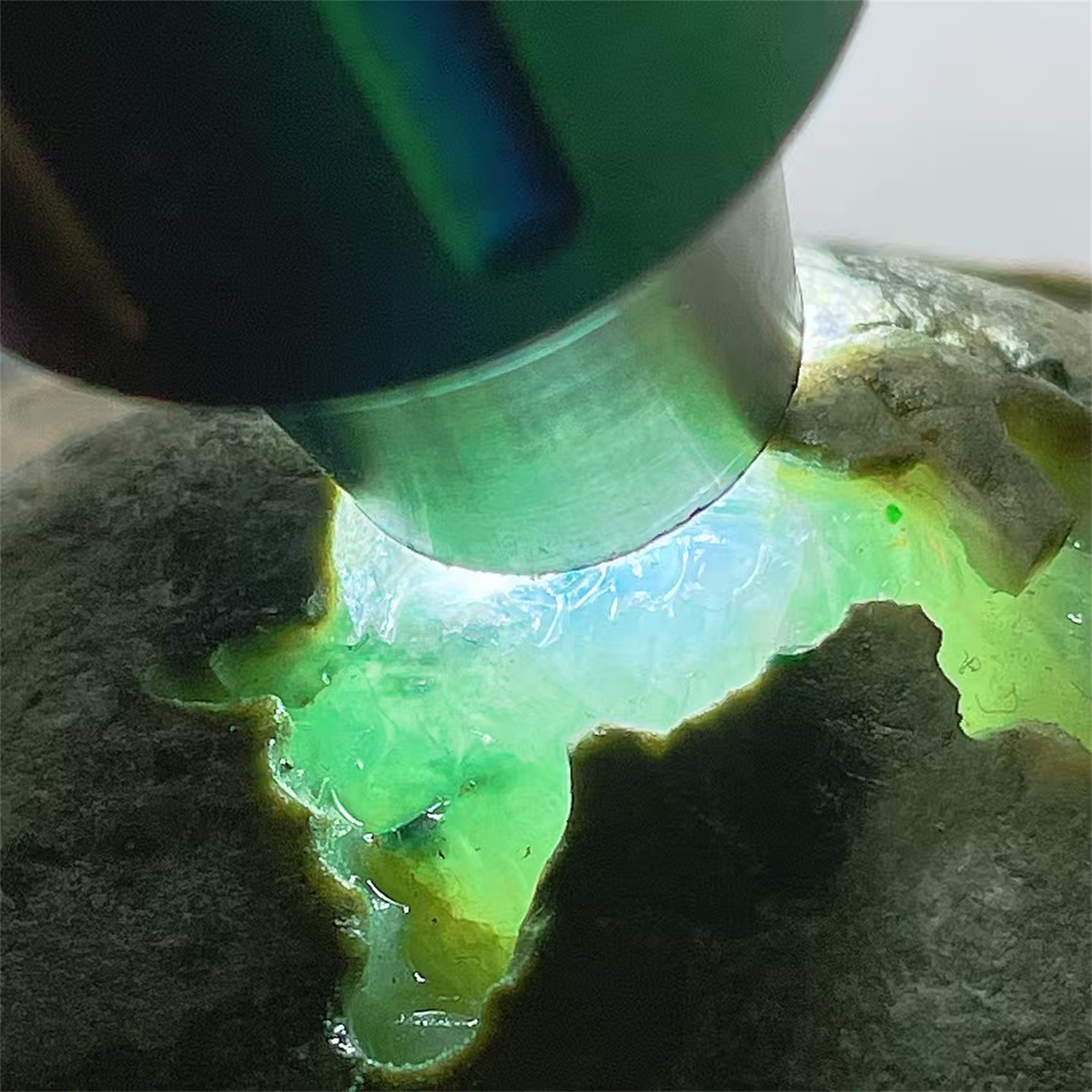 精品缅甸天然翡翠原石