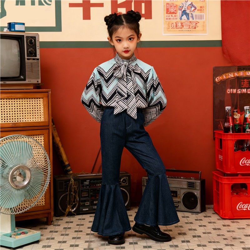 港风演出元牛仔模特幼儿潮服儿童复古喇叭裤怀旧年代女孩8090走秀,童装/婴儿装/亲子装,儿童演出服,淘宝优惠券,粉丝福利购,淘宝优惠卷