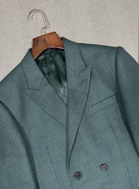 墨绿毛丝麻混纺双排扣戗驳头西服