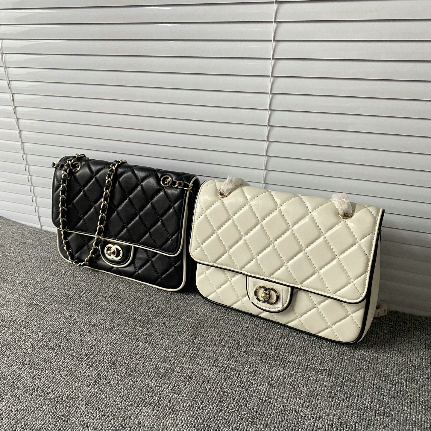 头层牛皮斜挎包菱格链条腋下包