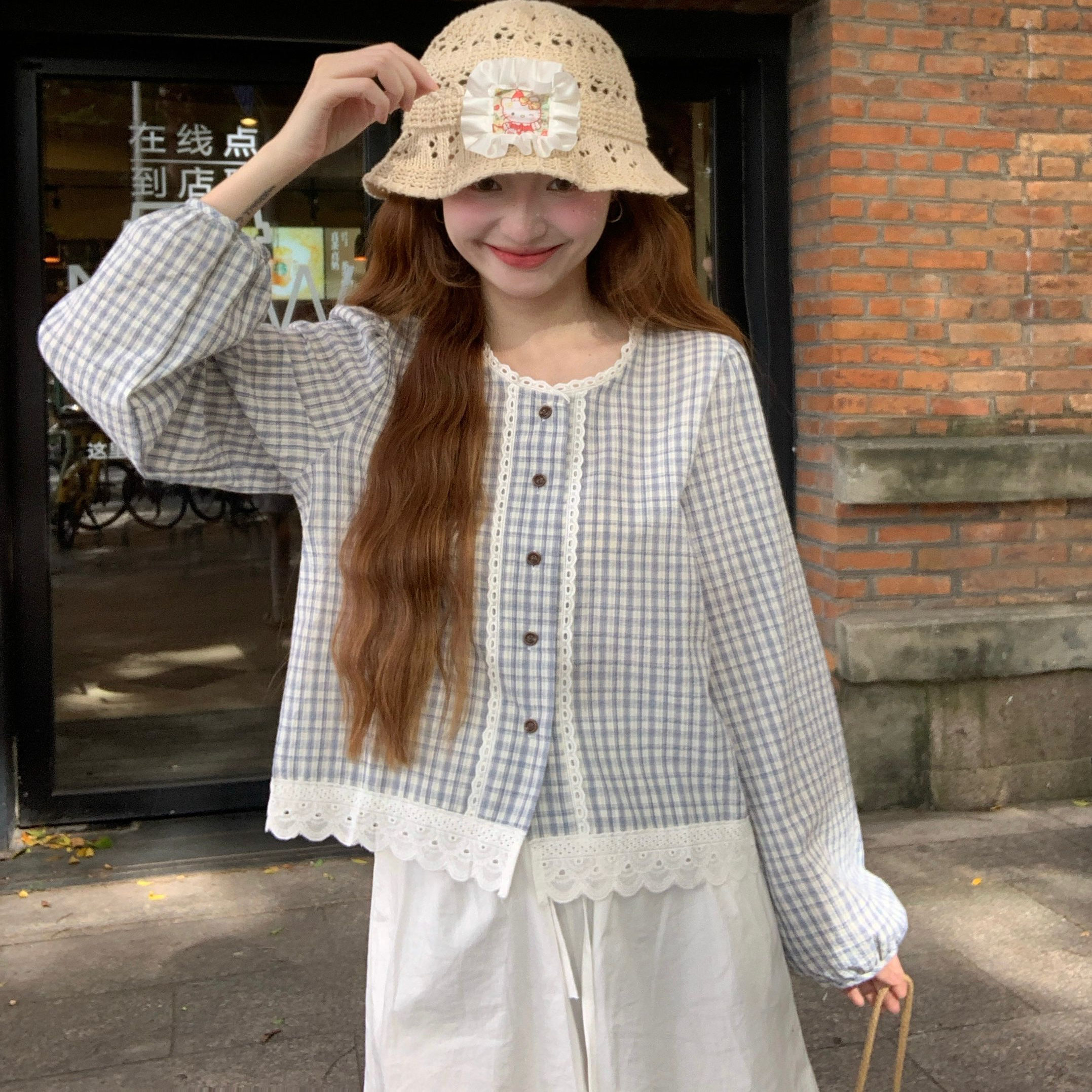 早秋2025年新款女装上衣法式气质百搭休闲显瘦慵懒风长袖格纹衬衫