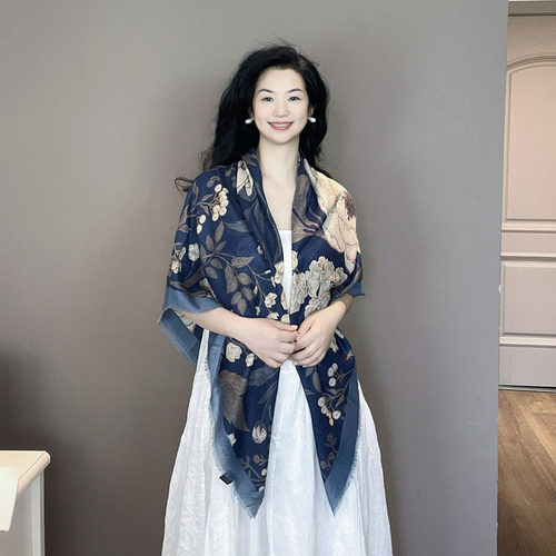 民族蓝色棉麻披肩外搭女夏季薄款2026新款国风130大方巾配吊带裙