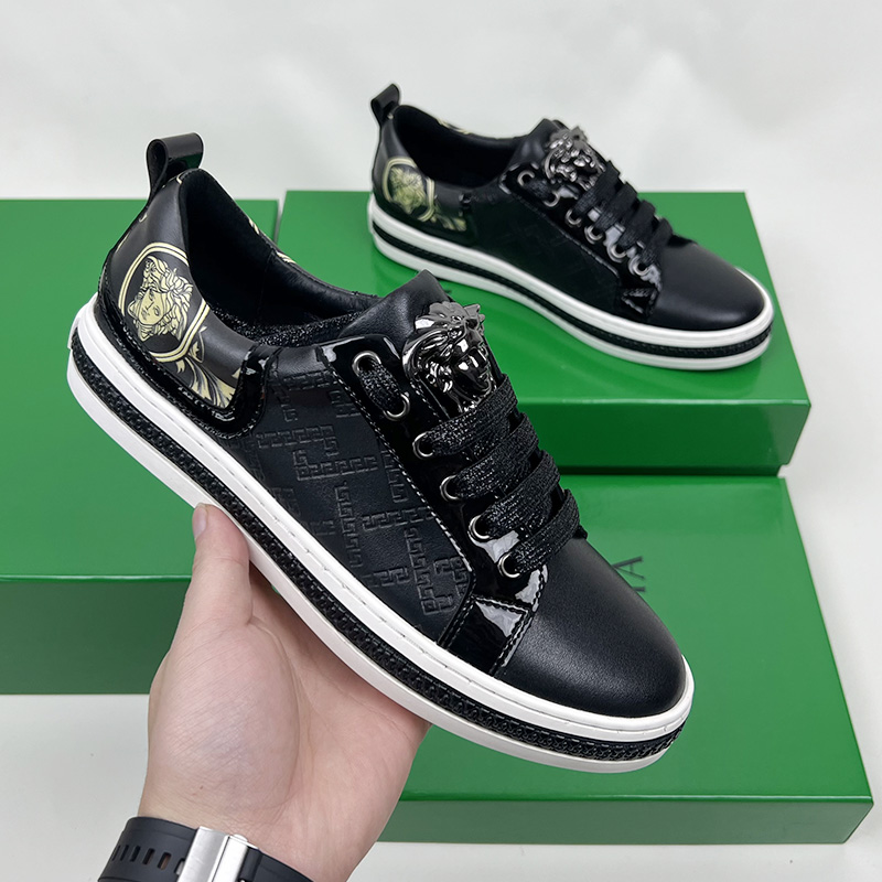 欧洲站男鞋2023美杜莎压花小黑鞋男美人头瓦萨琪休闲板鞋百搭潮鞋
