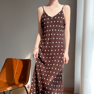 连衣裙 收腰度假无袖 法式 复古棕色波点连衣裙女2026春夏新款