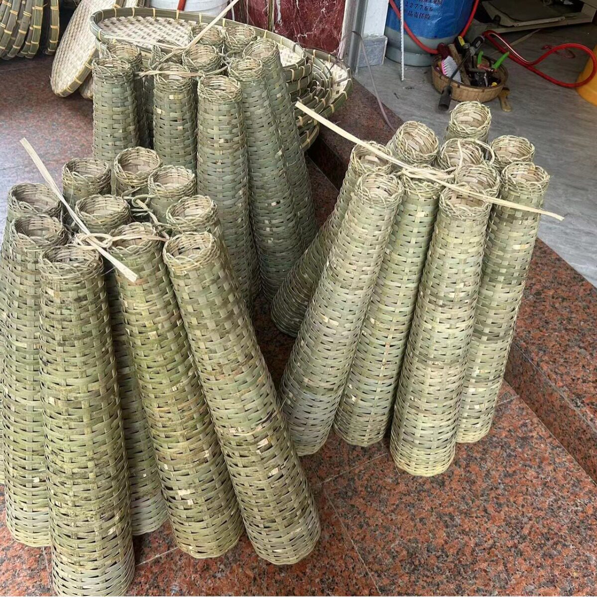 竹编黄鳝笼竹编泥鳅笼鳝鱼笼捕虾笼纯手工竹编竹制品