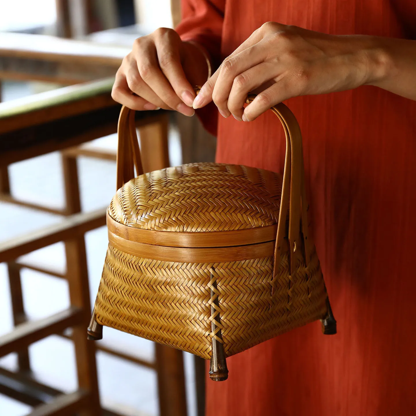 竹制品手工竹编带盖手提篮家用圆形桌面茶具收纳筐点心篮迷你食盒