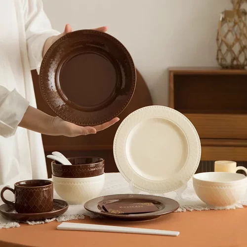 复古风蕾丝纹浮雕陶瓷餐具套装家用送礼多人食碗盘碟礼盒碟杯组合