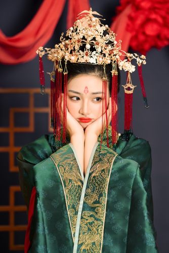 一梦星河仿苍兰诀小兰花同款发冠大婚红绿色流仙苏发簪唐风对簪