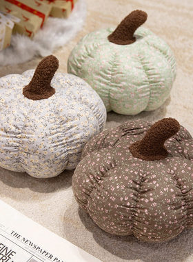 可爱南瓜抱枕靠枕办公室午休睡觉抱枕卧室靠垫毛绒玩具万圣节礼物