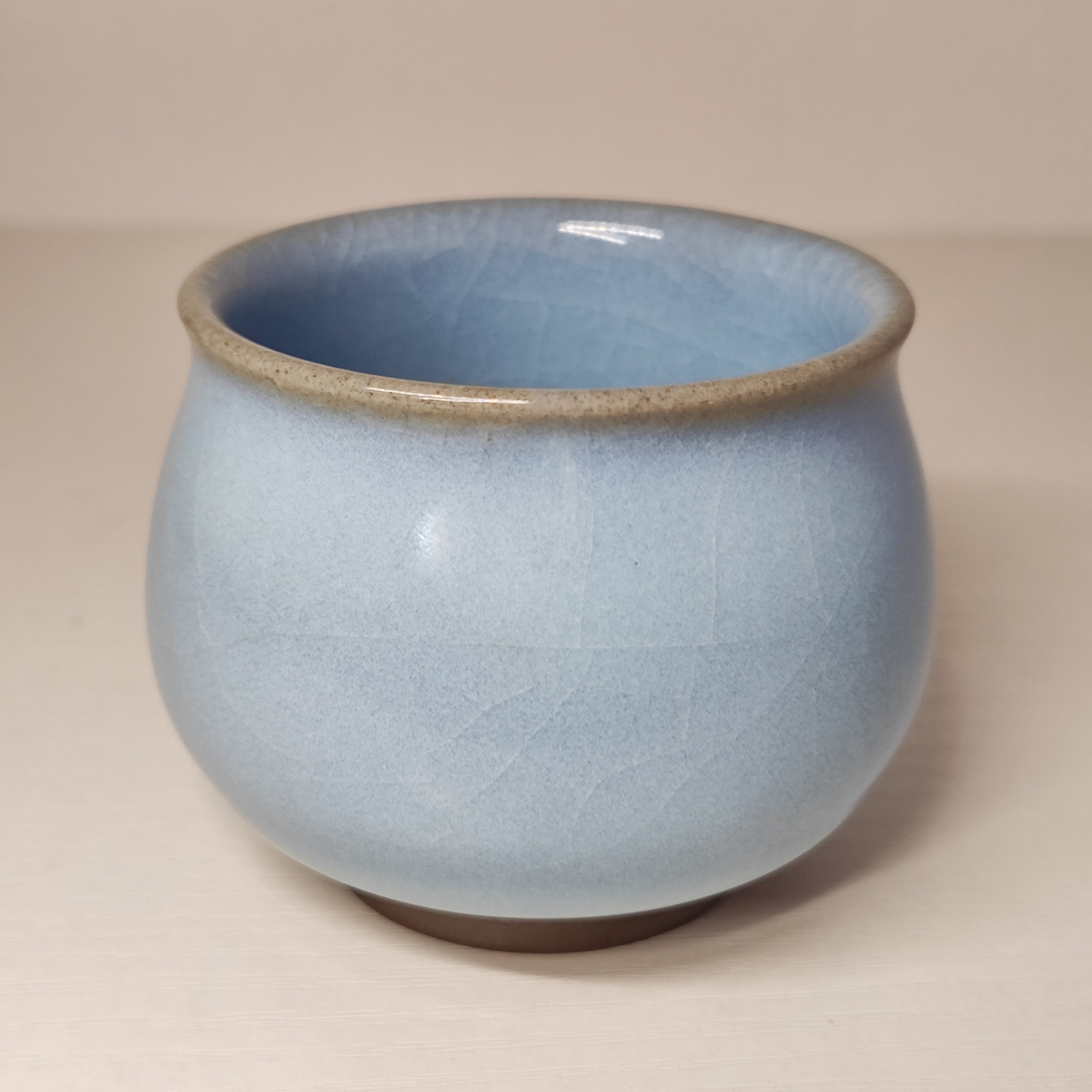 日本杏土作冰裂釉天青色禅定杯茶杯全新全品6.5*6cm稀少