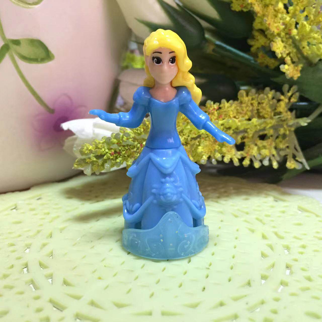 健达奇趣蛋魔幻城堡主题比安卡阿曼达塞拉菲娜公主玩具儿童