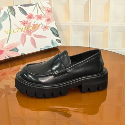 4698/5CM牛皮清仓撤柜断码处理金属圆头学院风套筒厚底时尚乐福鞋