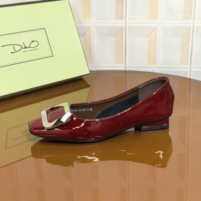 5757/2CM牛漆皮清仓撤柜断码处理法式复古方头浅口低跟百搭女士