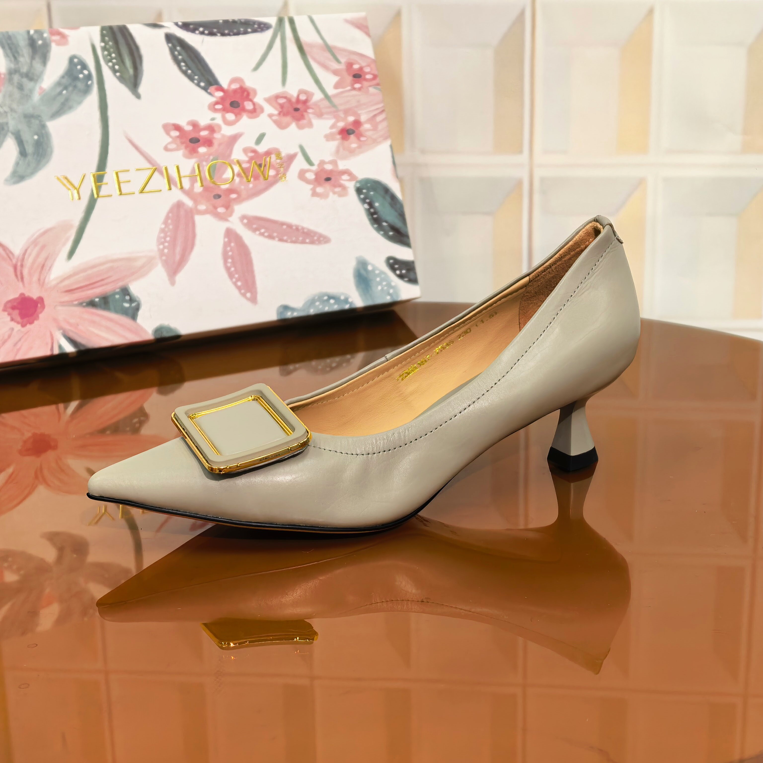 7535/3CM胎牛皮断码撤柜清仓处理女鞋单鞋春季尖头细跟高跟鞋时尚