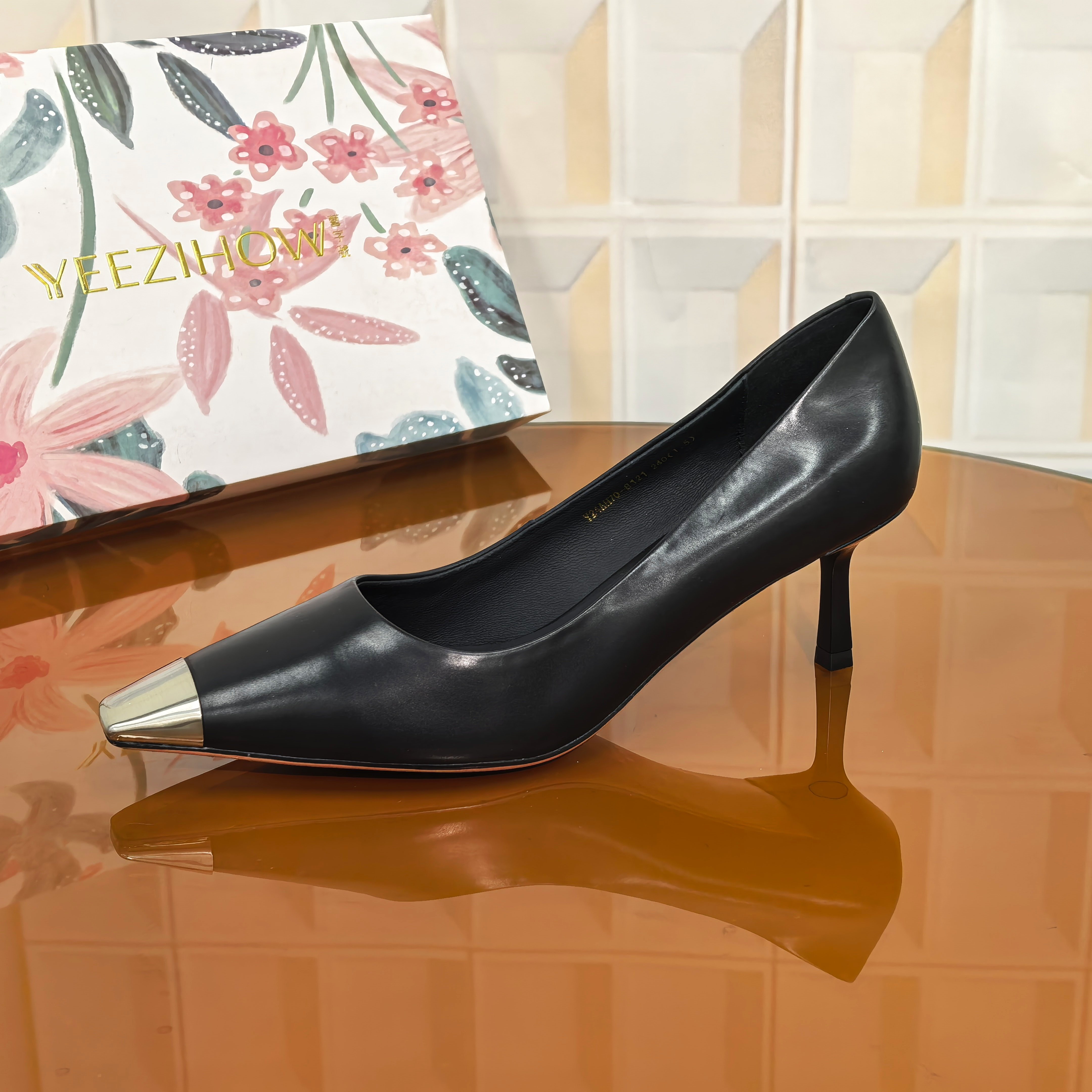 8121/6CM胎牛皮单鞋细跟高跟鞋法式女士方头套脚气质秋季尖头